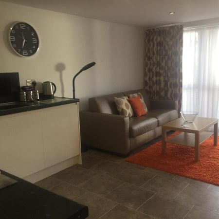 Cloverlea Cottages 브리스틀 외부 사진