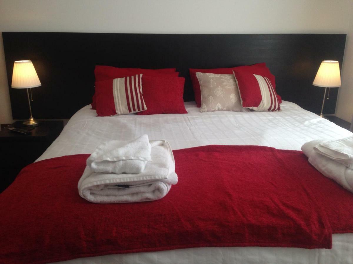 Cloverlea Cottages 브리스틀 외부 사진